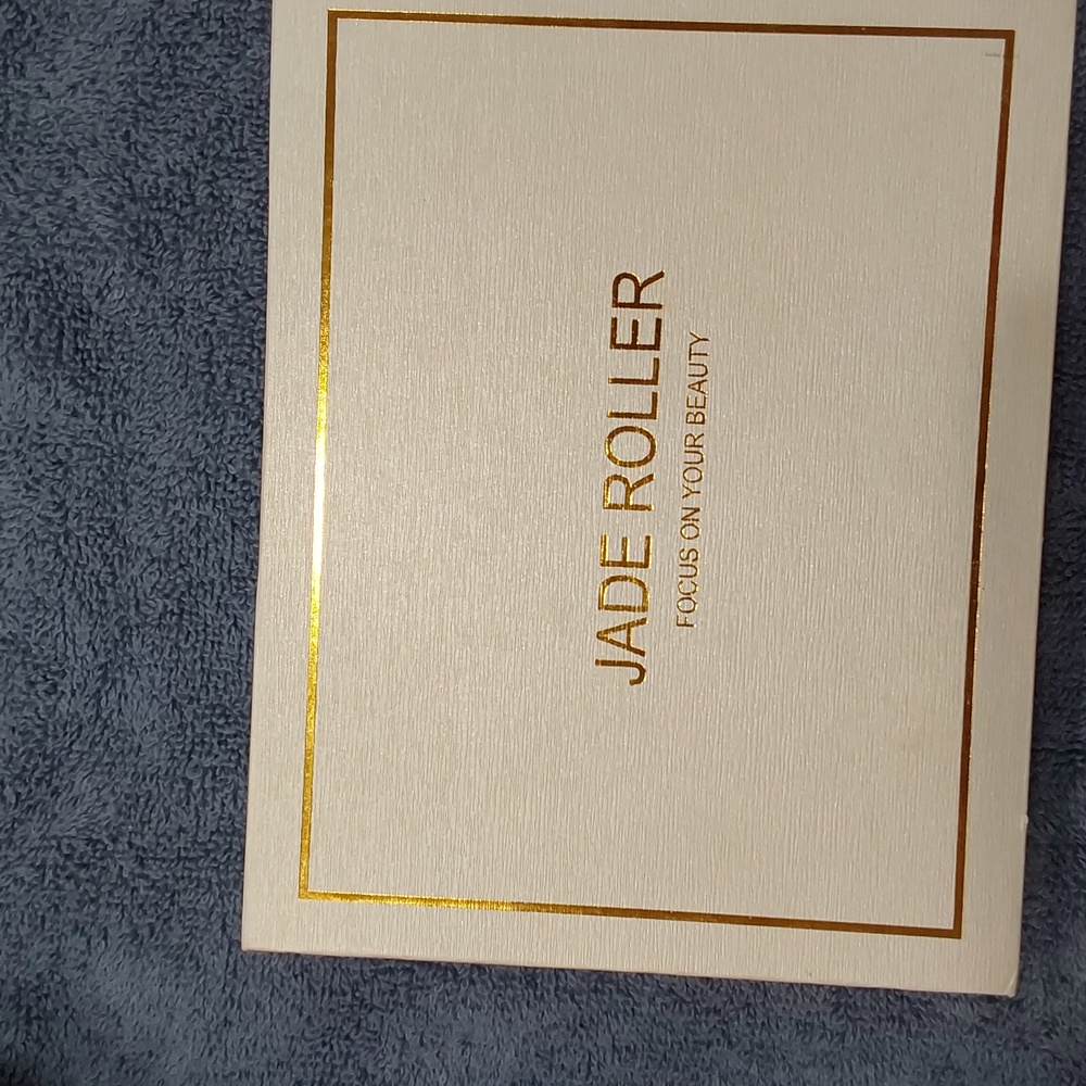 Jade Roller and Gua Sha